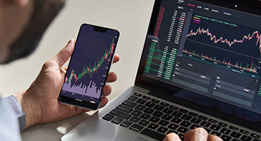 Family Banking Image